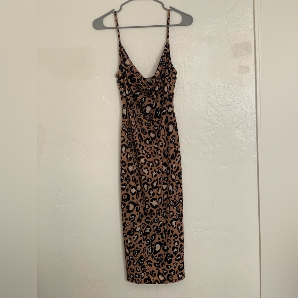 Size small - Picture 2 of 2